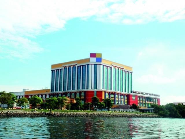 Berjaya Waterfront 4* Johor Bahru