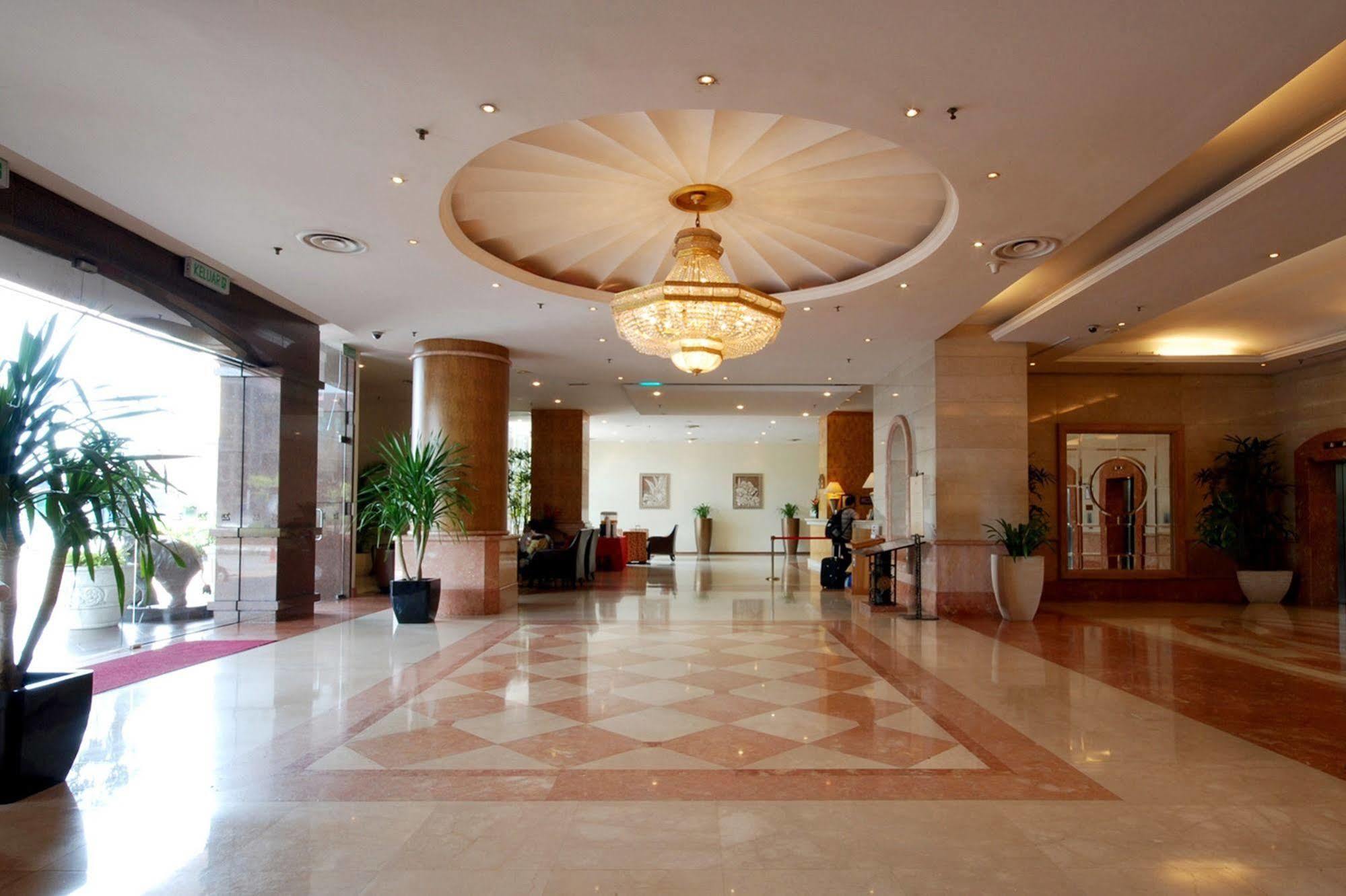 Hotel Berjaya Waterfront